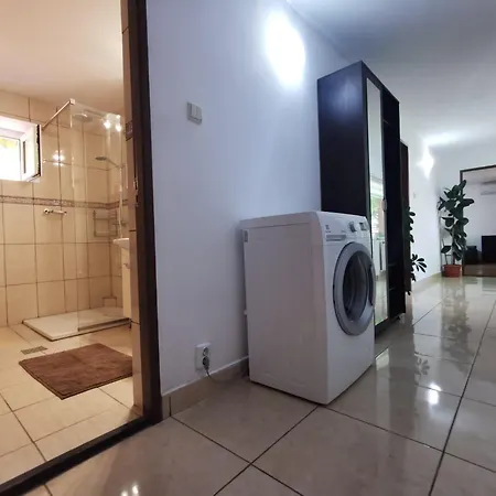 Апартаменты Lovely With Courtyard