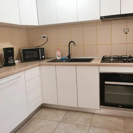 Lovely With Courtyard