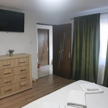 Apartment Lovely With Courtyard Mangalia