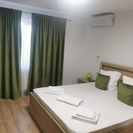 Lovely With Courtyard * Mangalia