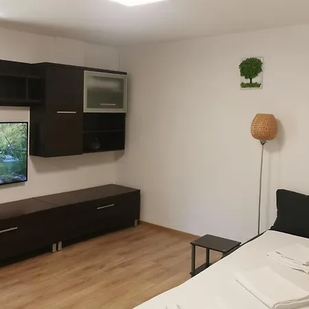 Lovely With Courtyard Μανγκάλια