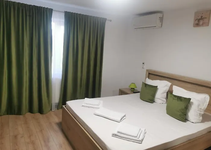 Lovely With Courtyard * Mangalia